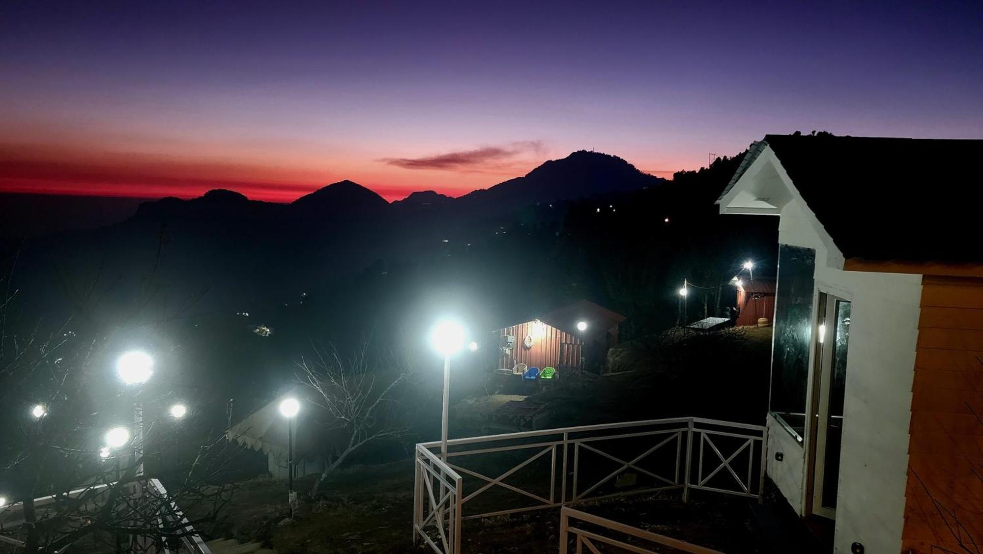 Instaview Kanatal New Tehri Екстериор снимка