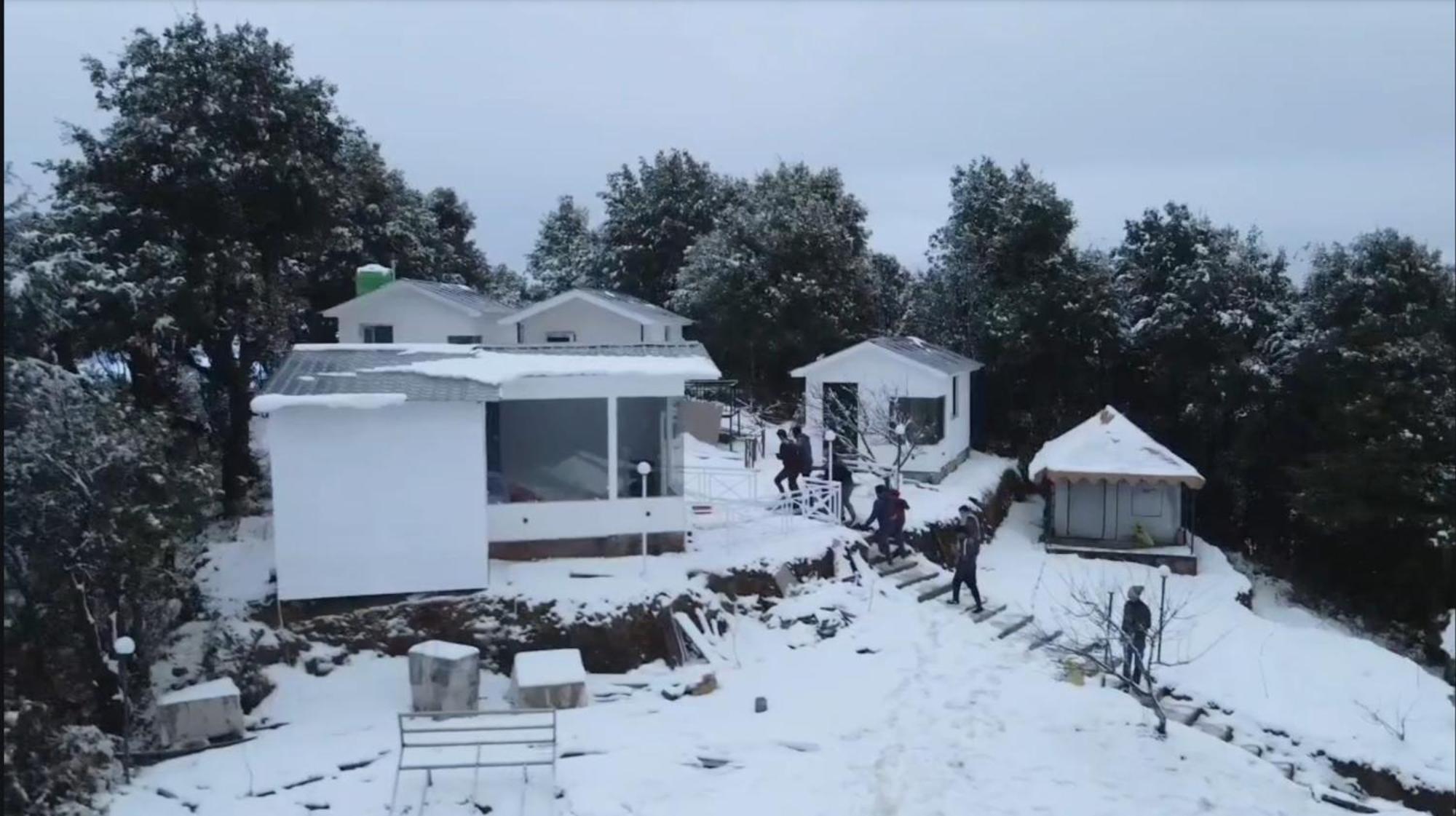 Instaview Kanatal New Tehri Екстериор снимка